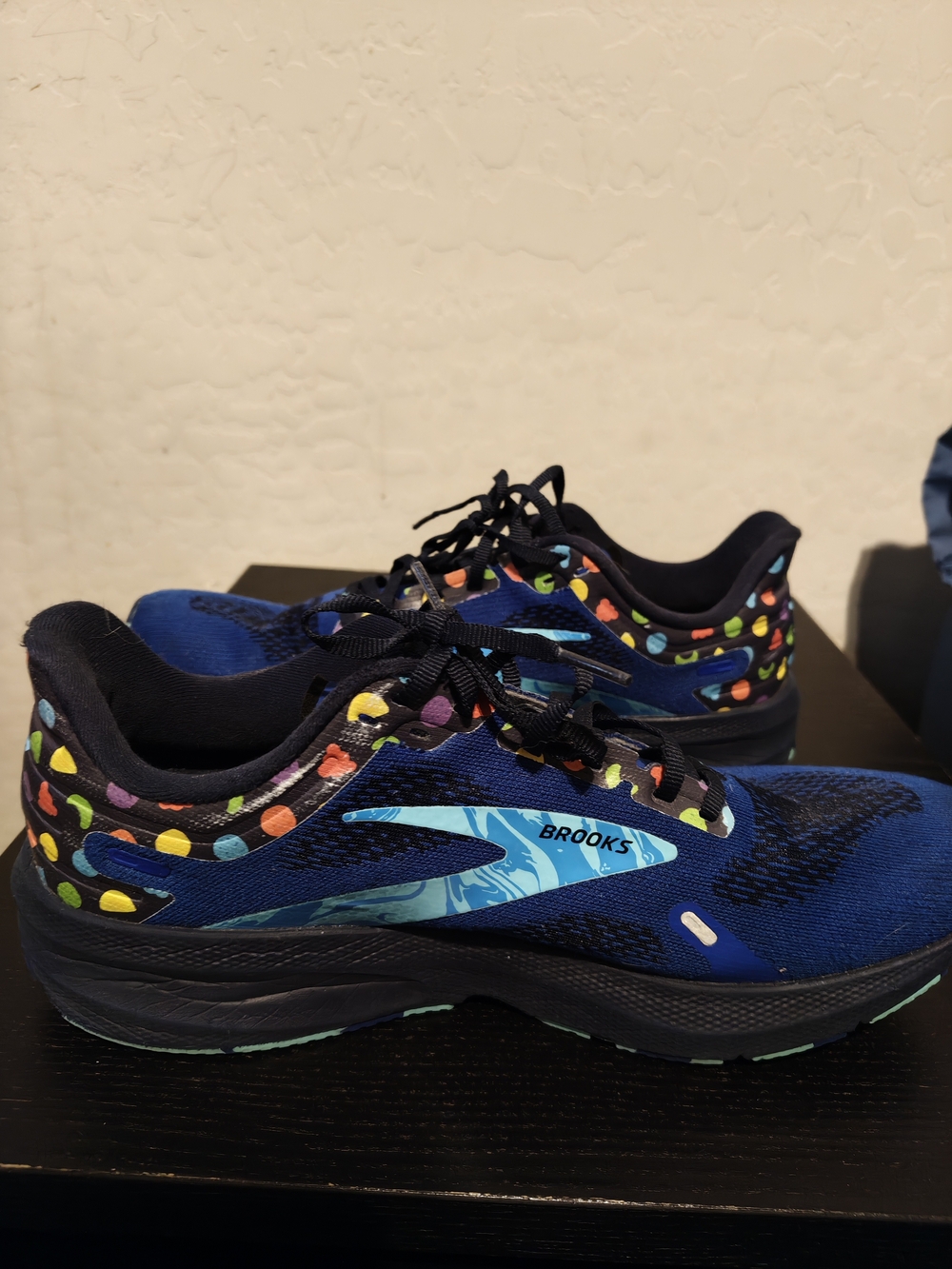 Brooks Launch 9